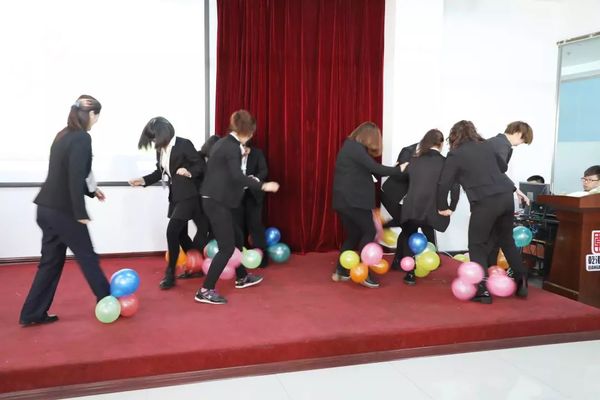 乾港集團 乾港集團