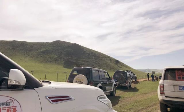 乾港集團高層草原自駕游 乾港集團高層草原自駕游