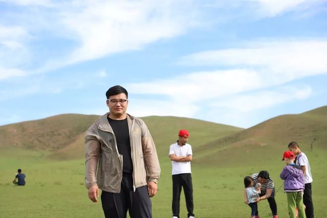 乾港集團高層草原自駕游 乾港集團高層草原自駕游