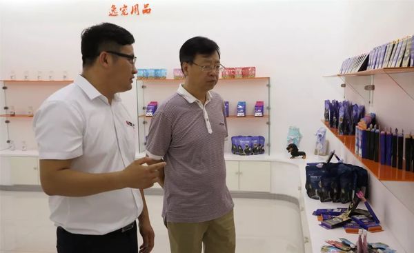 海港區(qū)政府領(lǐng)導(dǎo)蒞臨乾港 海港區(qū)政府領(lǐng)導(dǎo)蒞臨乾港