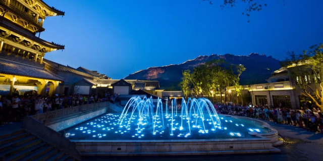 長(zhǎng)城音樂水舞秀 長(zhǎng)城音樂水舞秀